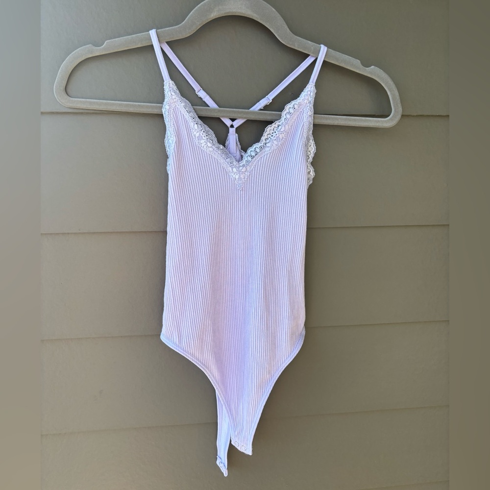 Forever 21 Lilac Seamless Ribbed Racerback Bodysuit | XS